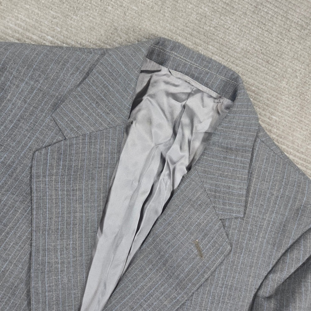 Woodmere Mens 40S Gray Pinstripe Two Button Notch Lapel Wool Suit